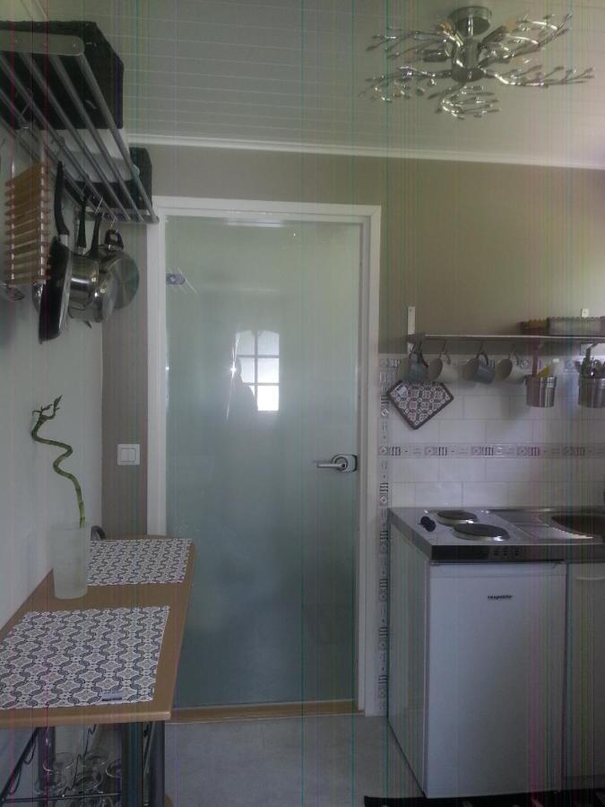 Poppelstrand Nuuksio, Pet Friendly Guest Apartment Bagian luar foto
